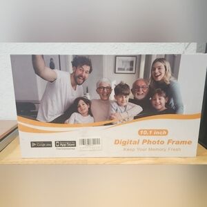 Digital Picture Frame 10.1 Inch, WI-FI 1080P IPS Touch Screen Digital Frame. NIB